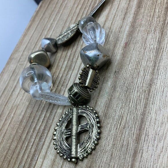 CHICO'S NWT 'Arria' Silver Gold Tone Beaded Stretchy Bracelet - Picture 4 of 5